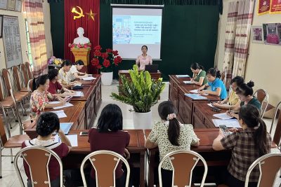 Trường Mầm non Tân Khánh tổ chức tập huấn chuyên môn chuyên đề sàng lọc, phát hiện sớm trẻ khuyết tật và hướng dẫn xây dựng và thực hiện kế hoạch giáo dục cá nhân cho trẻ em khuyết tật lứa tuổi mầm non